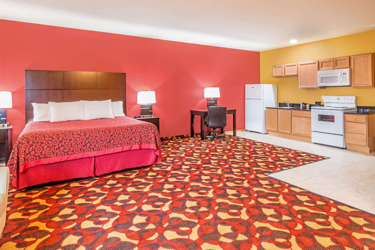 Days Inn & Suites By Wyndham El Dorado Екстериор снимка